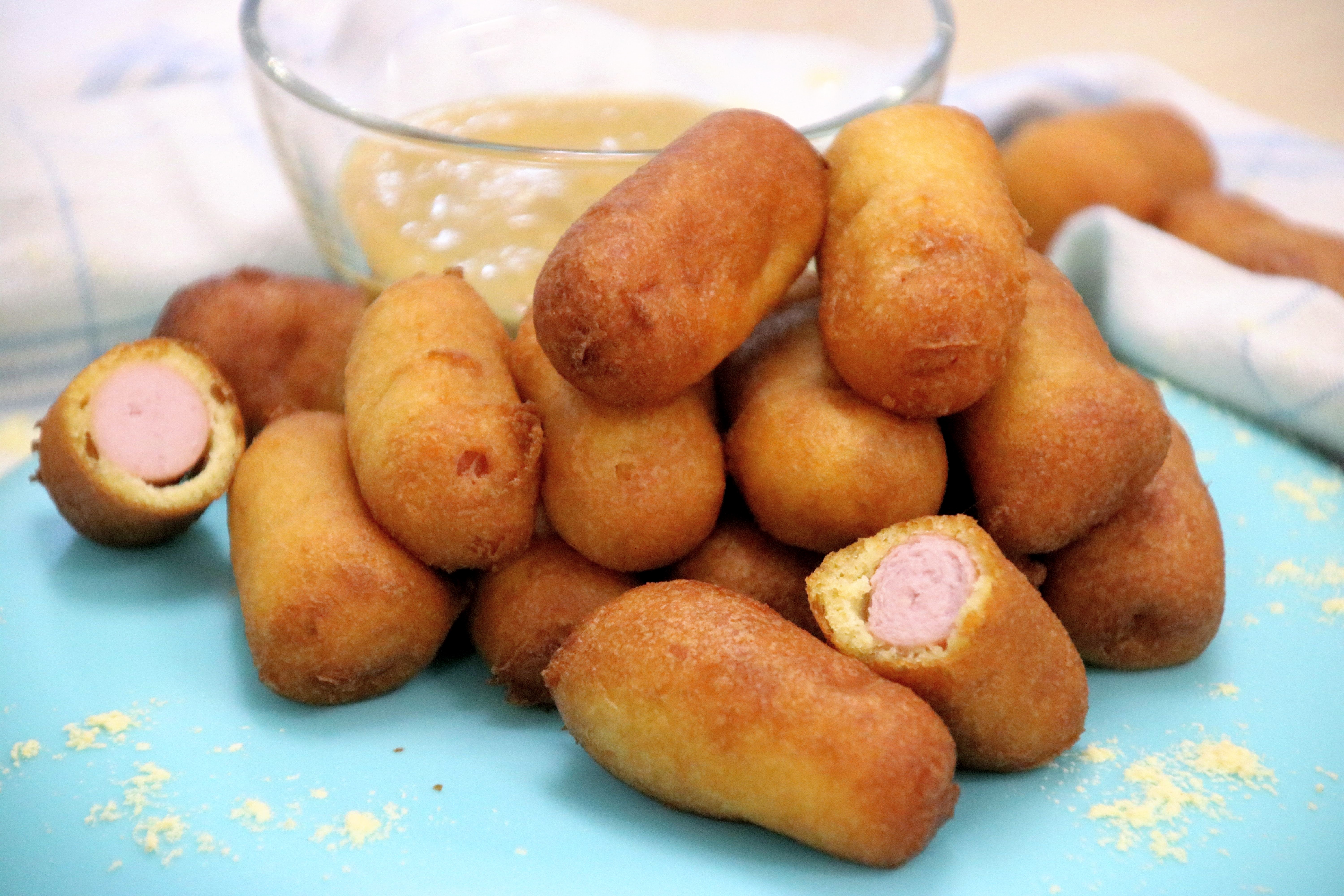 Mini corndogi